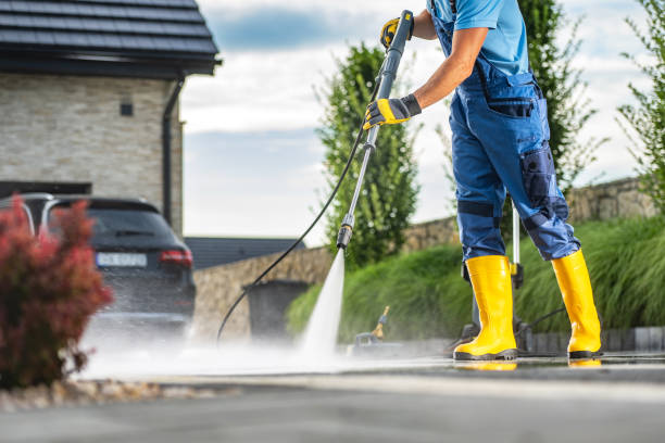 Playground Equipment Cleaning in Bowling Green, FL